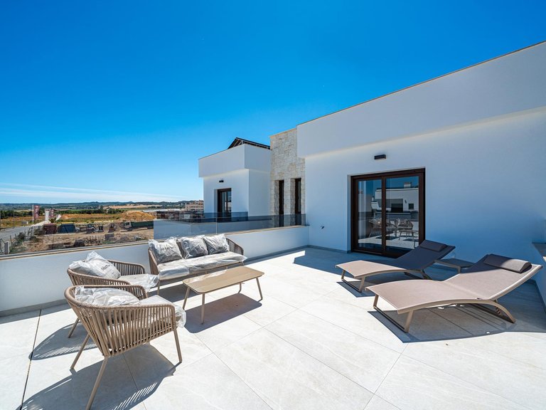 Villa for Sale in Los Montesinos, Alicante 18