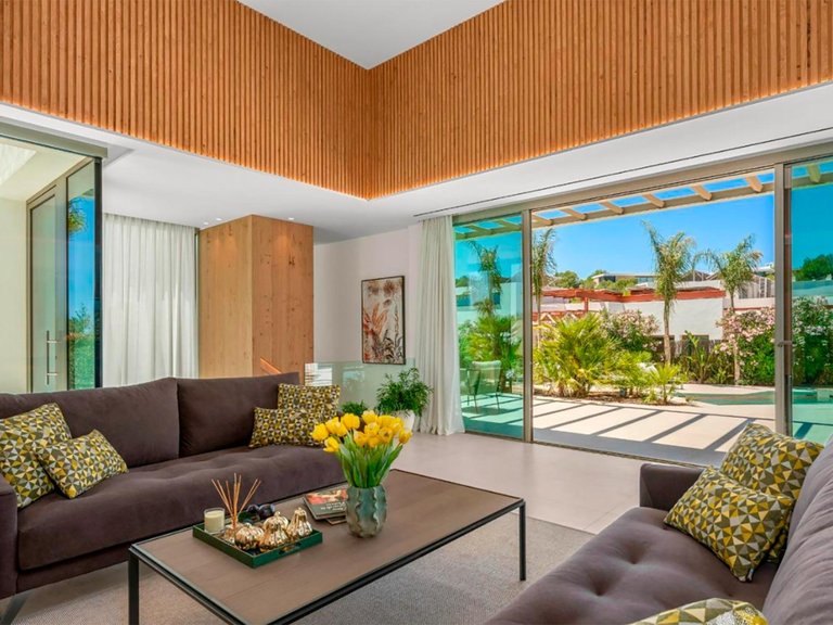 Villa for Sale in Orihuela Costa, Alicante 11