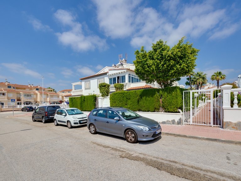 Apartment for Sale in Orihuela Costa, Alicante 43