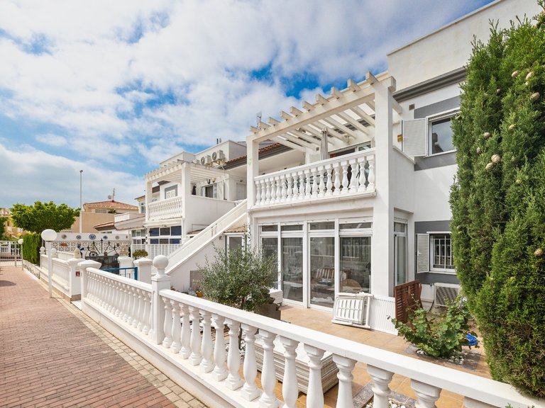 Apartment for Sale in Orihuela Costa, Alicante 2