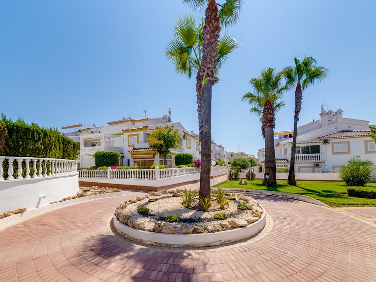 Apartment for Sale in Orihuela Costa, Alicante 41