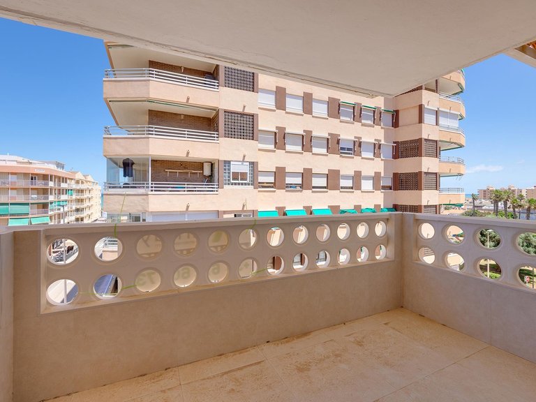 Apartment for Sale in Torrevieja, Alicante 23