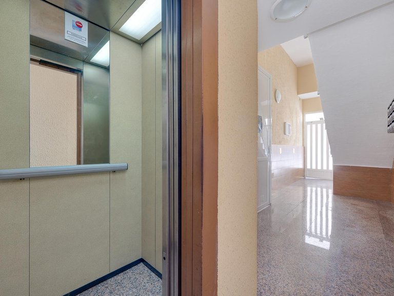 Apartment for Sale in Torrevieja, Alicante 27