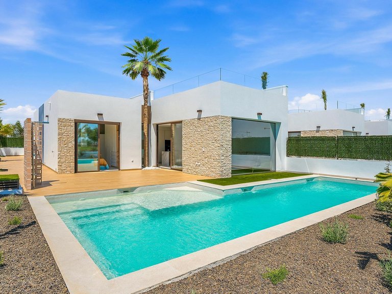 Villa for Sale in Los Alcazares, Costa Cálida 3