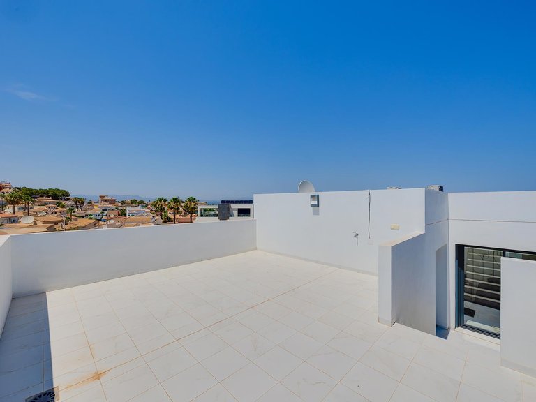 Villa for Sale in Ciudad Quesada, Alicante 24
