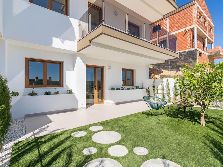 Villa for Sale in Alicante, Alicante 2