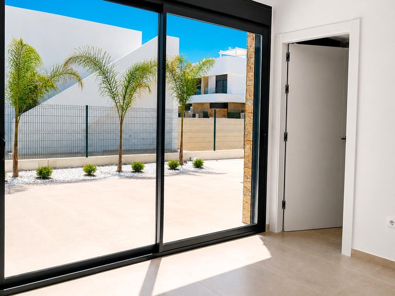 Villa for Sale in Los Montesinos, Alicante 7