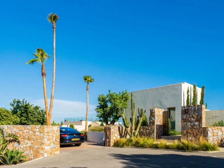 Villa for Sale in Inland San Miguel De Salinas, Alicante 2