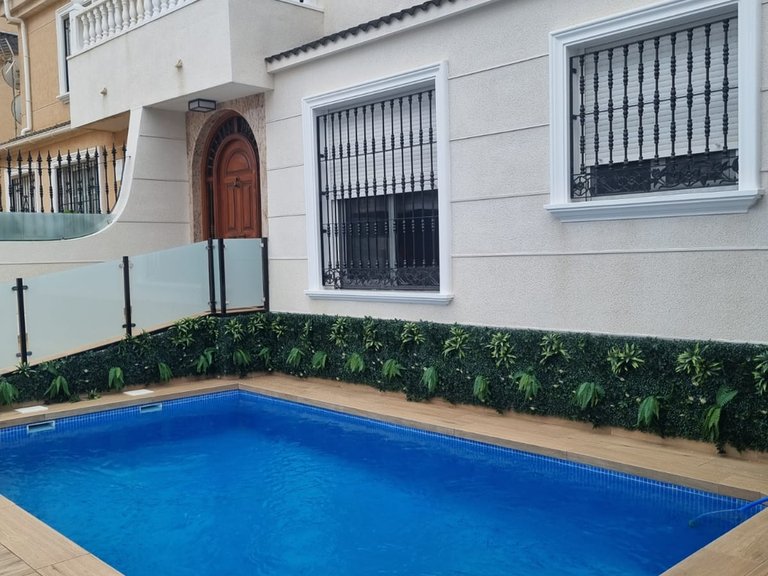 Town House for Sale in Costa Blanca Orihuela Costa, Alicante 1
