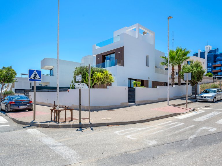 Villa for Sale in Costa Blanca Guardamar Del Segura, Alicante 13