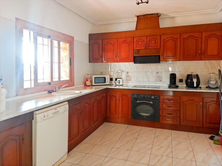 Villa for Sale in Costa Blanca Torrevieja, Alicante 6