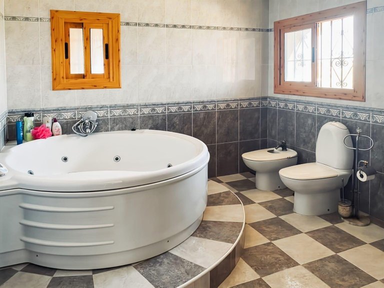 Villa for Sale in Costa Blanca Torrevieja, Alicante 11