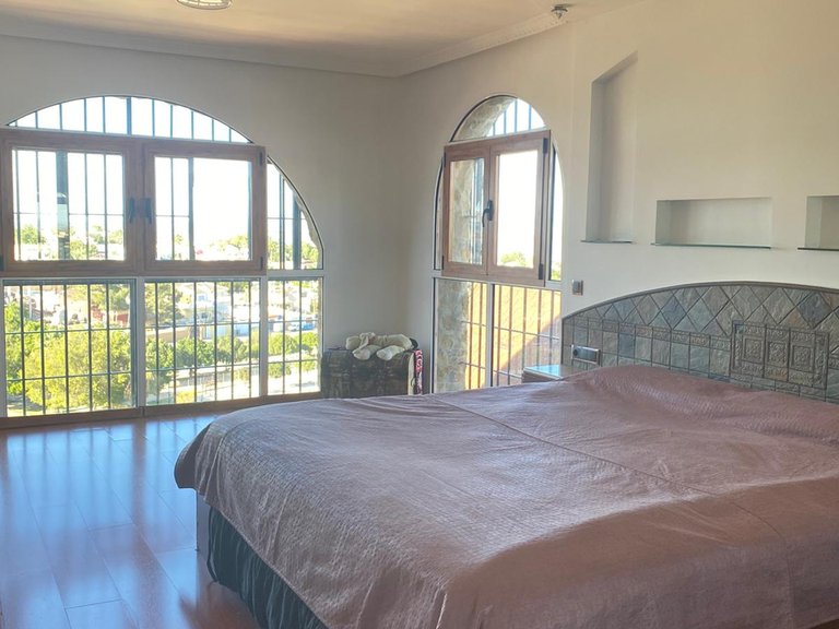 Villa for Sale in Costa Blanca Torrevieja, Alicante 17