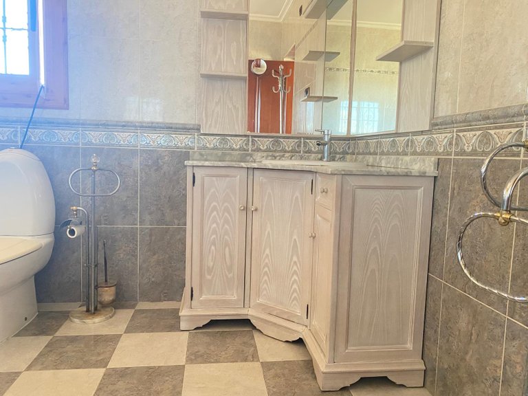 Villa for Sale in Costa Blanca Torrevieja, Alicante 19