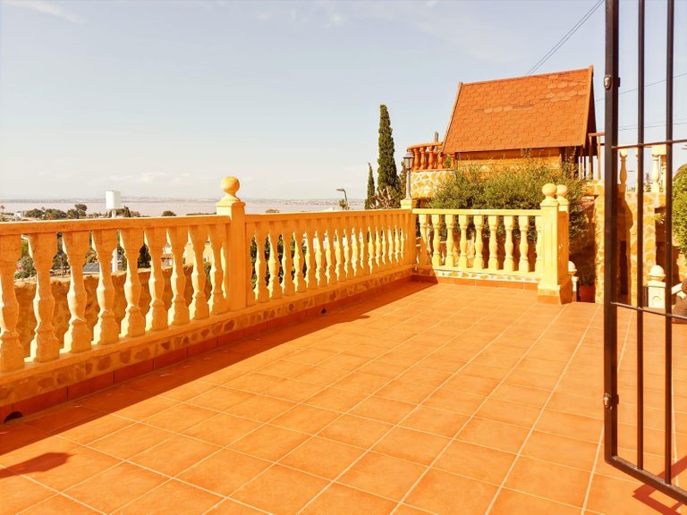 Villa for Sale in Costa Blanca Torrevieja, Alicante 30