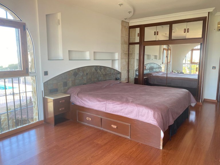 Villa for Sale in Costa Blanca Torrevieja, Alicante 32