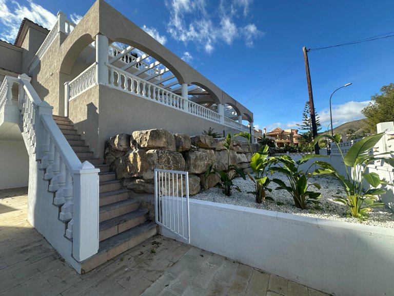 Villa for Sale in Costa Blanca El Campello, Alicante 1