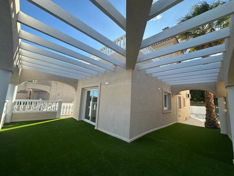 Villa for Sale in Costa Blanca El Campello, Alicante 4