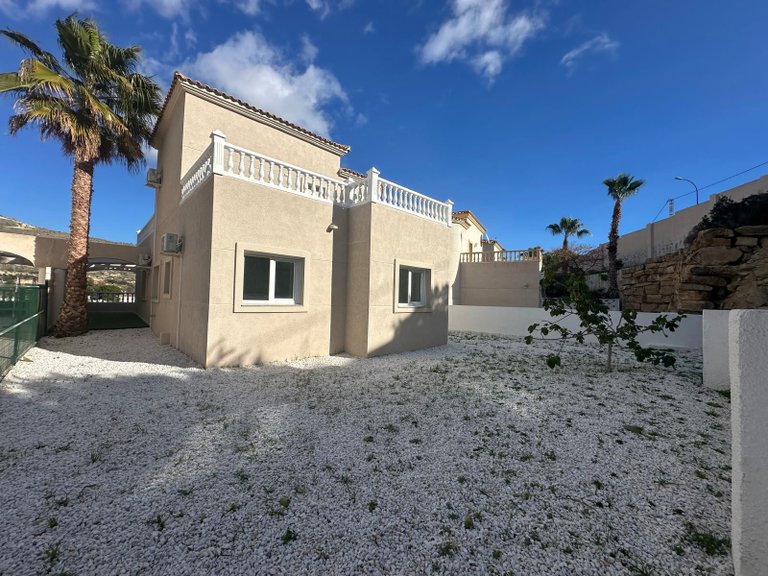 Villa for Sale in Costa Blanca El Campello, Alicante 6