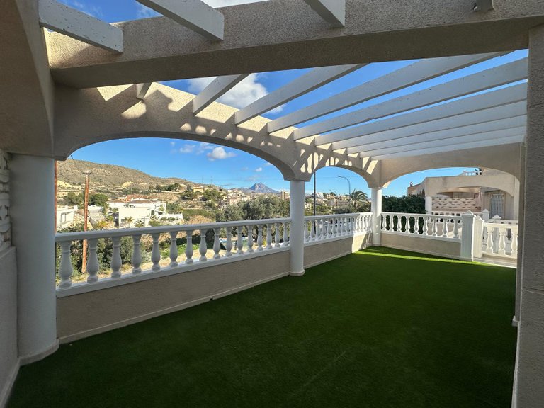 Villa for Sale in Costa Blanca El Campello, Alicante 10