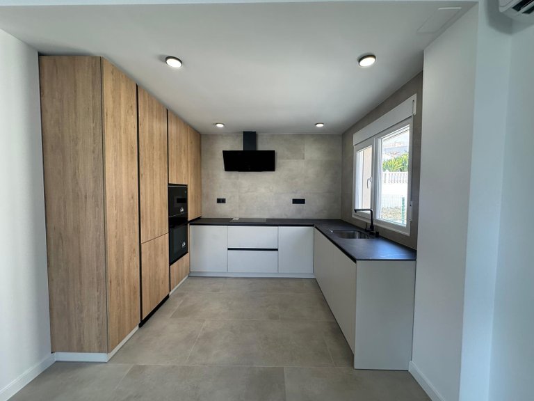 Villa for Sale in Costa Blanca El Campello, Alicante 18