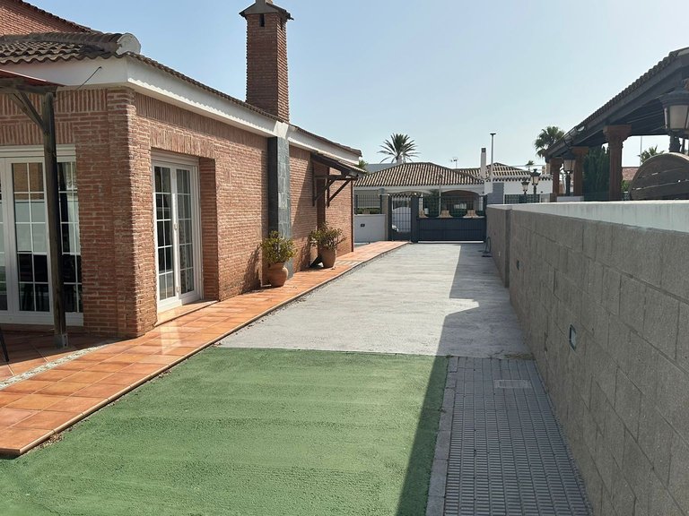 Villa for Sale in Costa Calida La Manga Del Mar Menor, Murcia 2