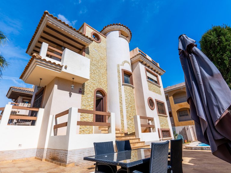 Villa for Sale in Costa Blanca Orihuela Costa, Alicante 1