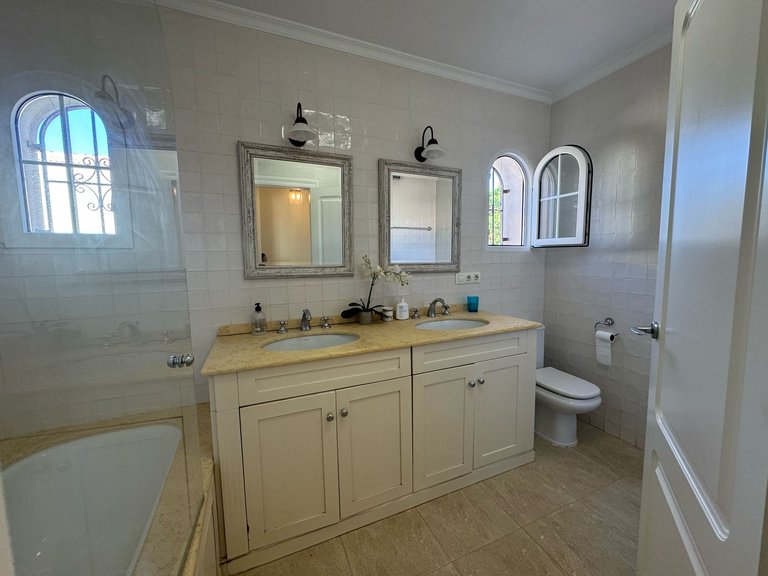 Villa for Sale in Costa Blanca Orihuela Costa, Alicante 20