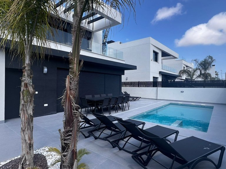 Villa for Sale in Inland Algorfa, Alicante 6