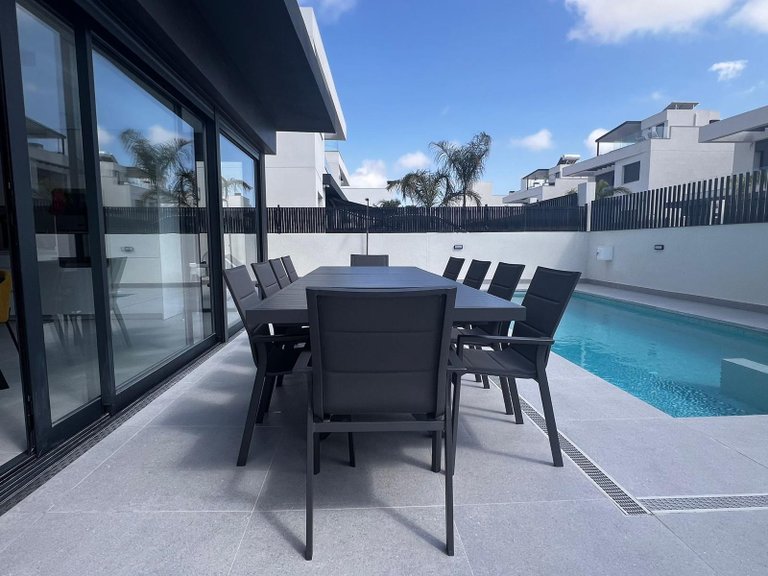 Villa for Sale in Inland Algorfa, Alicante 2