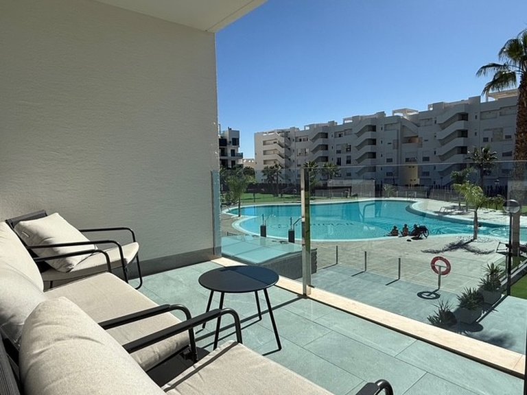 Apartment for Sale in Costa Blanca Guardamar Del Segura, Alicante 1