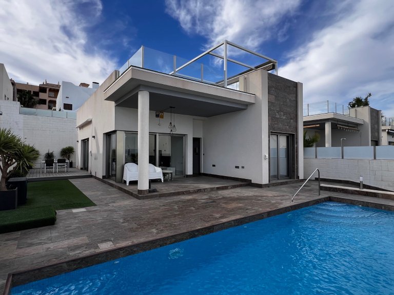 Villa for Sale in Costa Blanca Orihuela Costa, Alicante 15