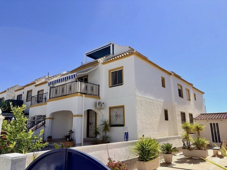 Apartment for Sale in La Florida, Alicante 1