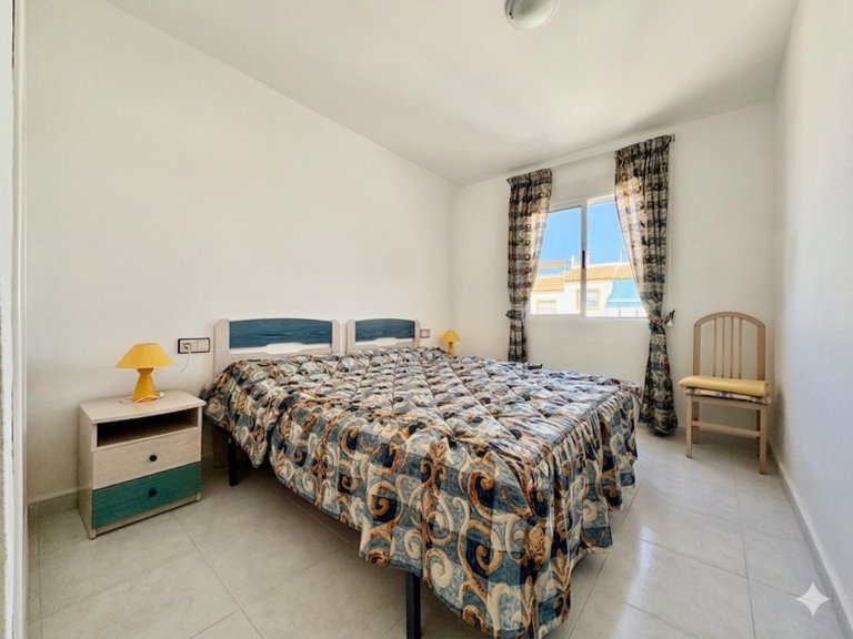 Apartment for Sale in La Florida, Alicante 10