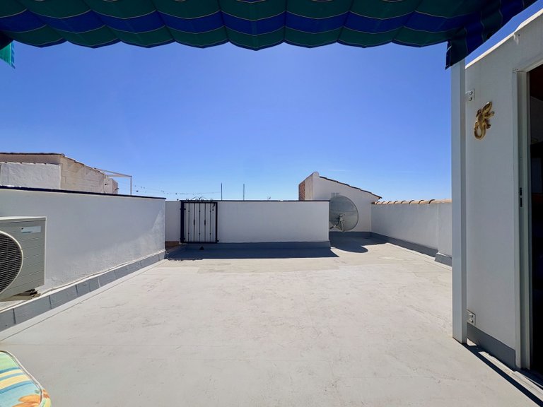 Apartment for Sale in La Florida, Alicante 17