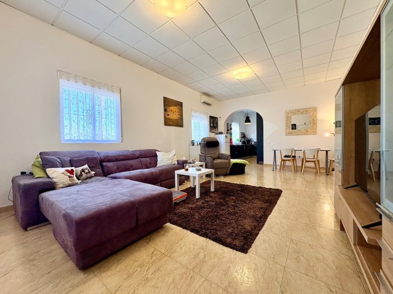 Villa for Sale in Dolores, Alicante 4