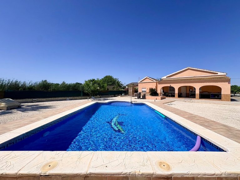 Villa for Sale in Dolores, Alicante 30