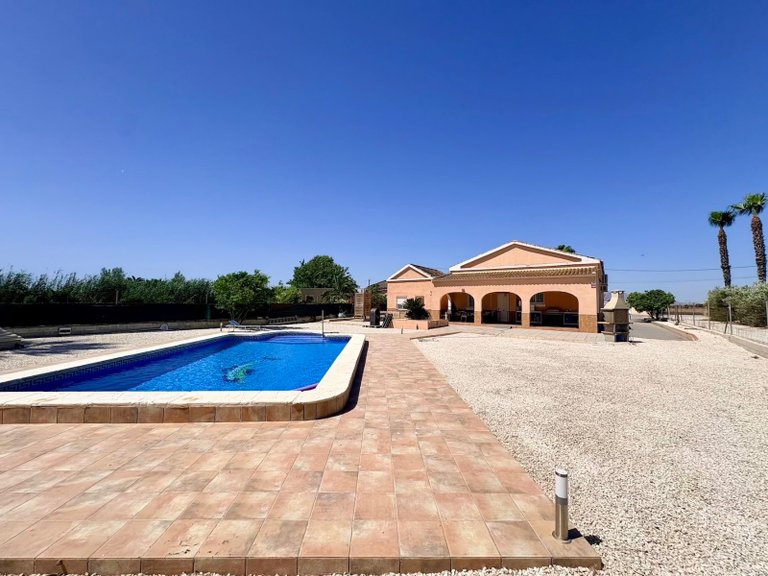 Villa for Sale in Dolores, Alicante 29