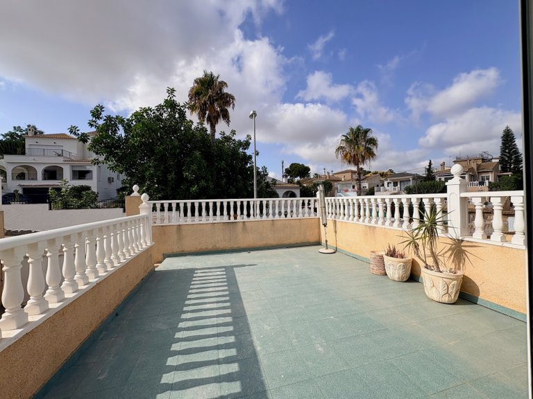 Villa for Sale in Los Balcones, Alicante 25