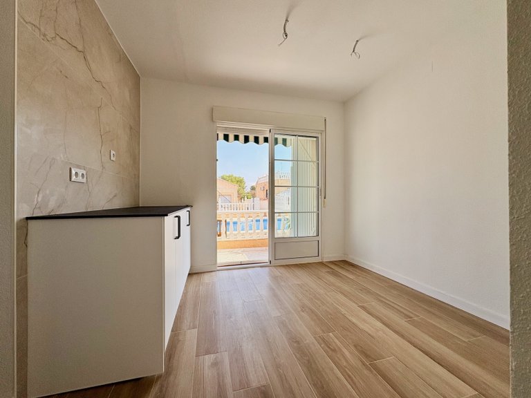 Villa for Sale in Los Balcones, Alicante 10