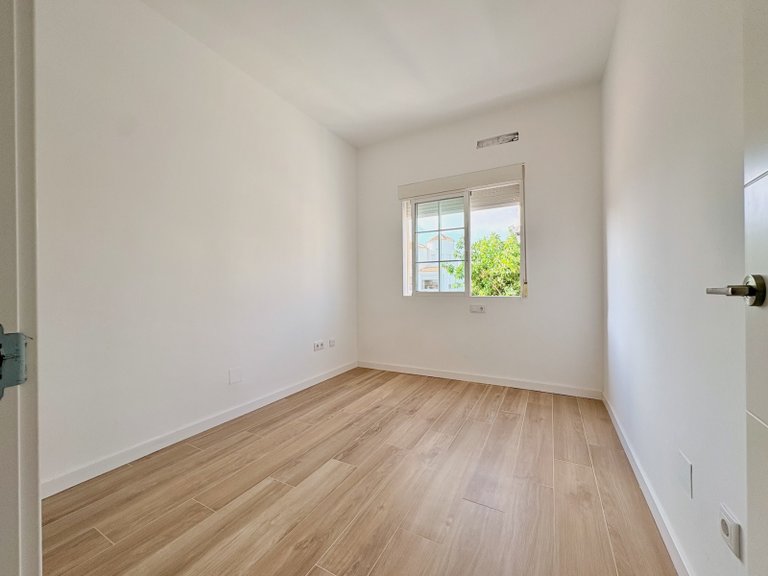 Villa for Sale in Los Balcones, Alicante 19