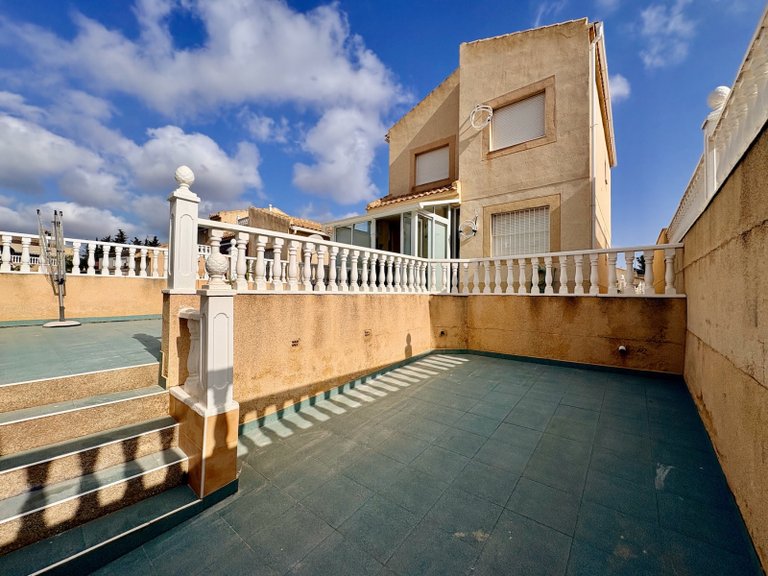 Villa for Sale in Los Balcones, Alicante 26
