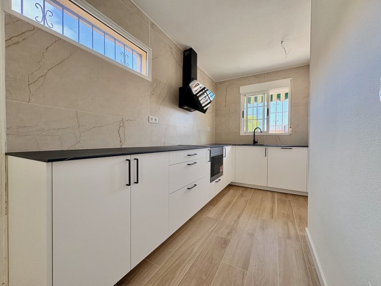 Villa for Sale in Los Balcones, Alicante 6