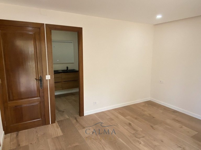 Apartment for Sale in Calvia, Balearic Islands 10