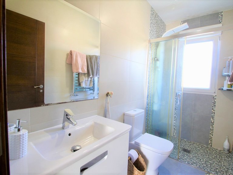 Villa for Sale in Rojales, Alicante 13