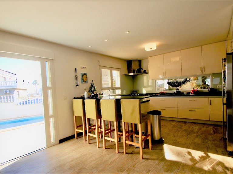 Villa for Sale in Rojales, Alicante 5