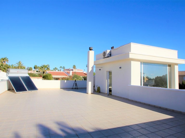 Villa for Sale in Rojales, Alicante 20