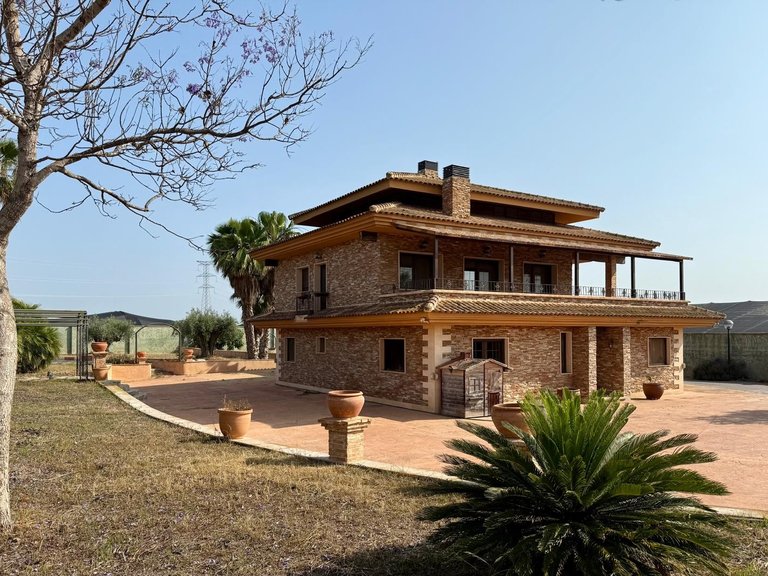 Villa for Sale in San Miguel De Salinas, Alicante 2