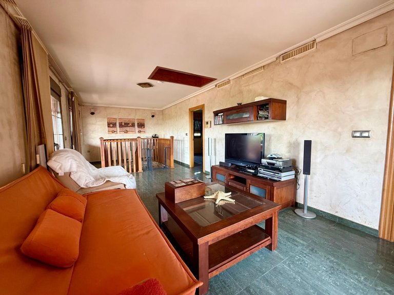 Villa for Sale in San Miguel De Salinas, Alicante 29