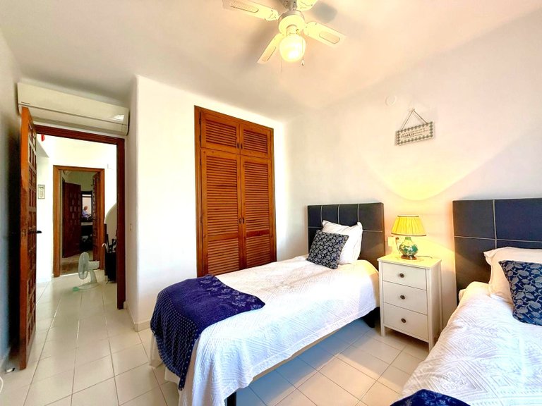 Villa for Sale in Villamartin, Alicante 16